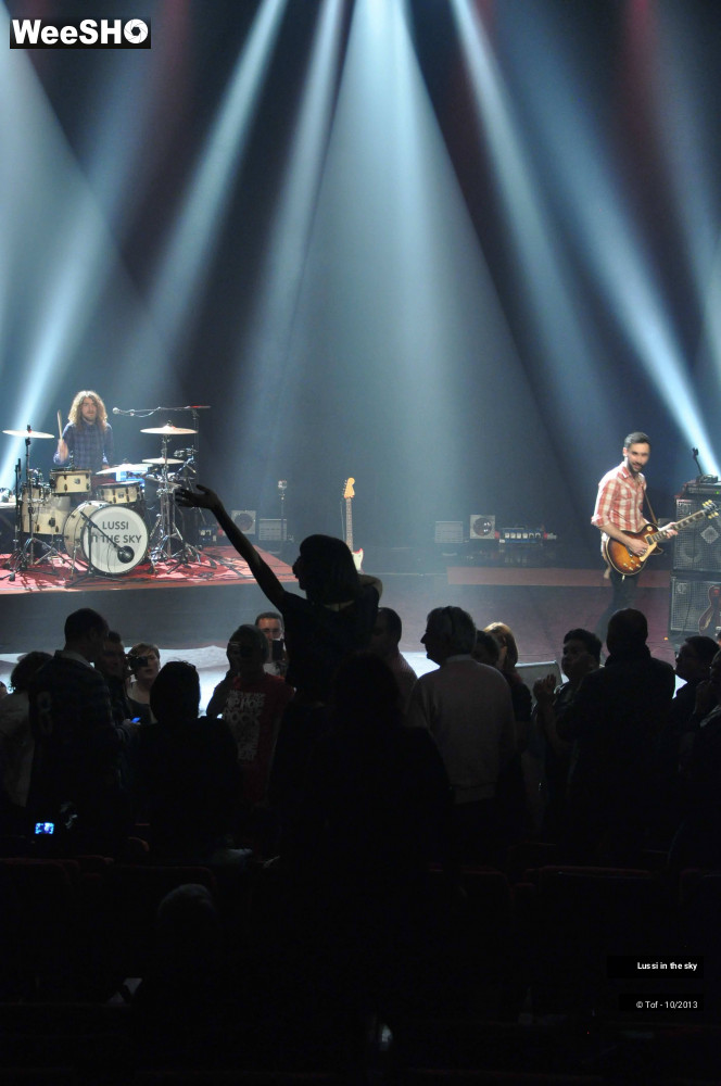 36/46 photos du spectacle Lussi in the Sky