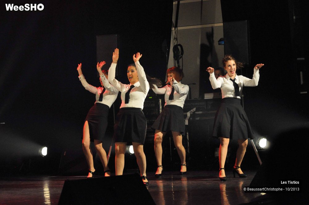 50/62 photos du spectacle Les Franglaises