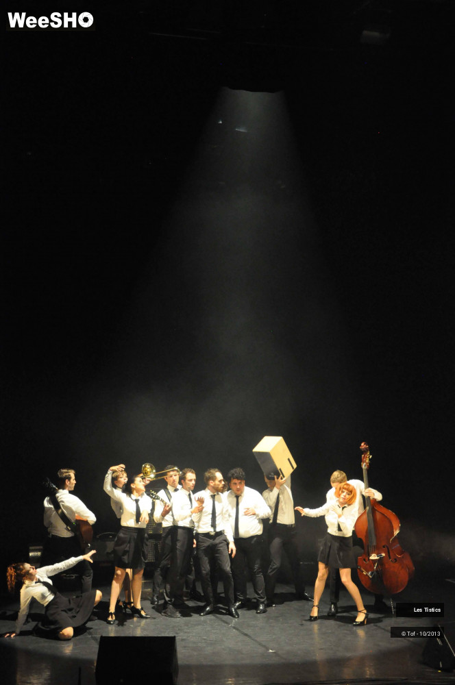 39/62 photos du spectacle Les Franglaises