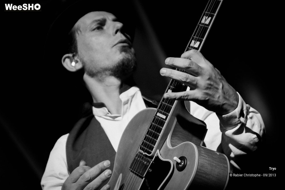 10/44 photos du spectacle Tryo