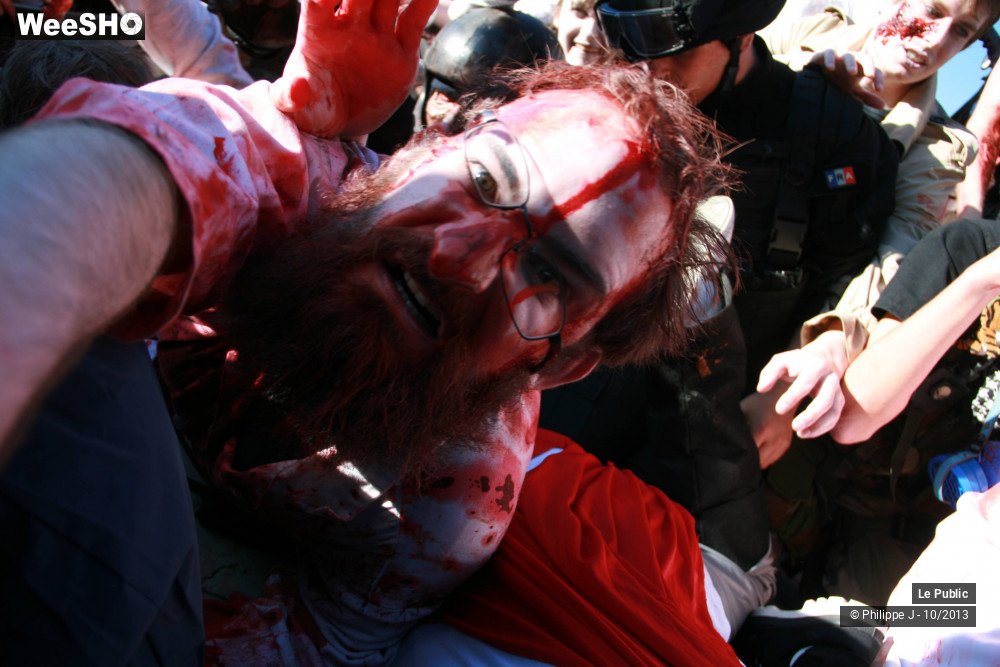 38/50 photos du spectacle Zombie Walk 1