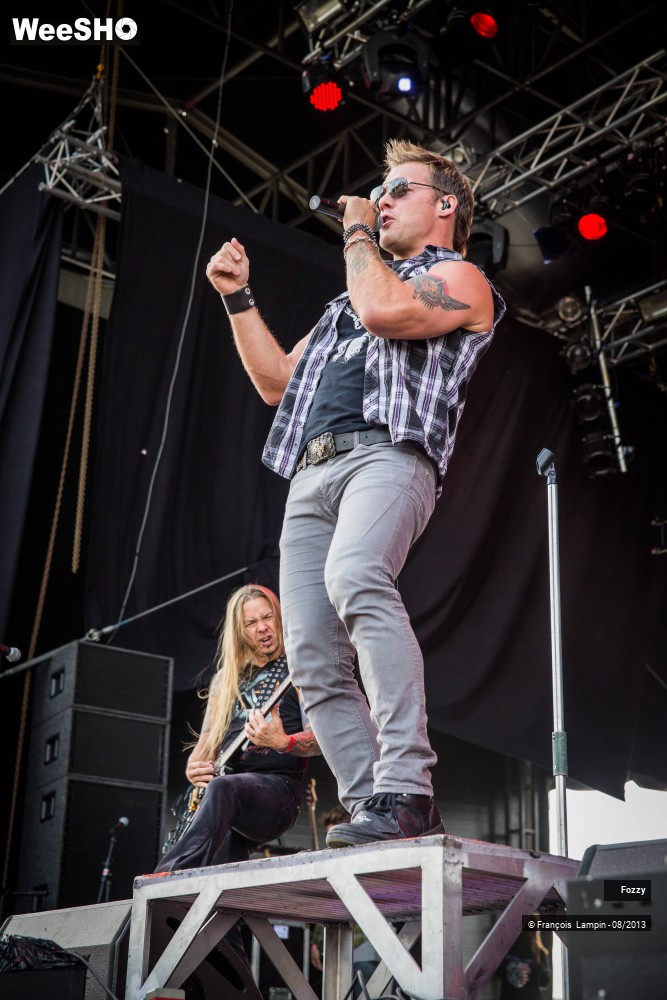 19/43 photos du spectacle Fozzy