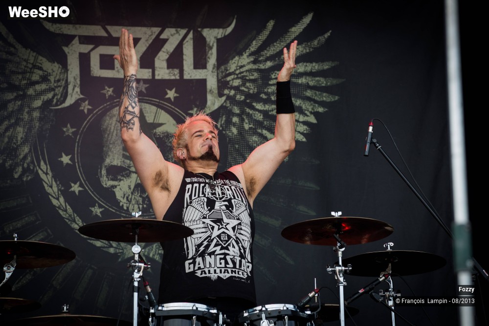 25/43 photos du spectacle Fozzy