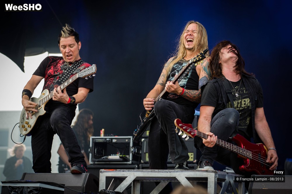 27/43 photos du spectacle Fozzy