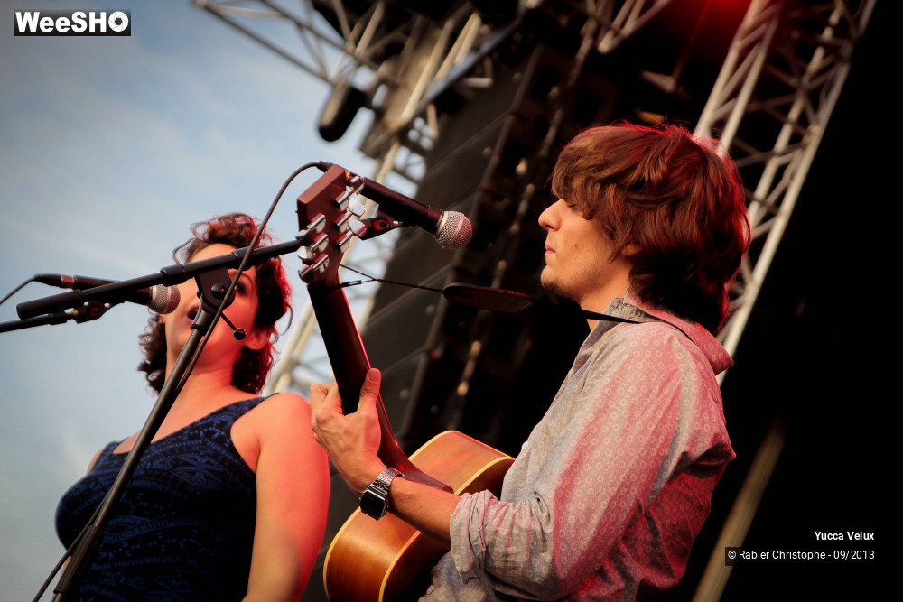 9/33 photos du spectacle Yucca Velux