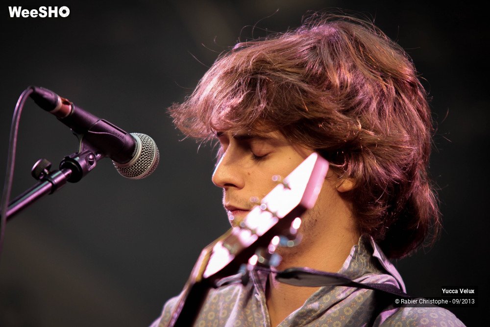 13/33 photos du spectacle Yucca Velux