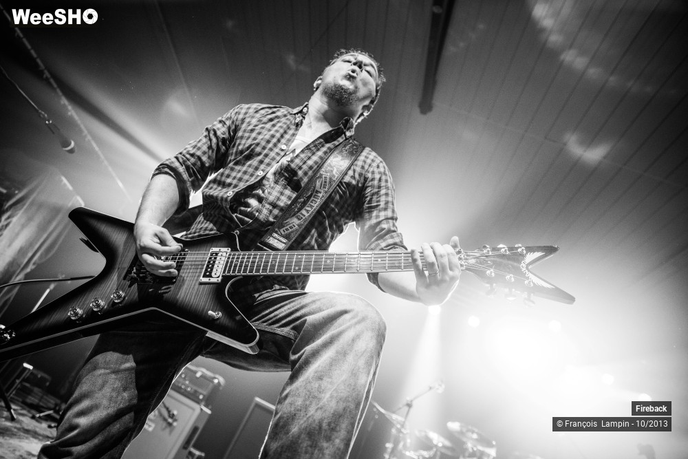 17/25 photos du spectacle Fireback