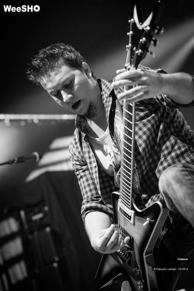 20/25 photos du spectacle Fireback