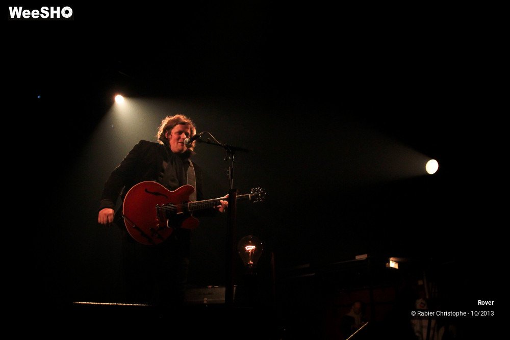 12/33 photos du spectacle Rover
