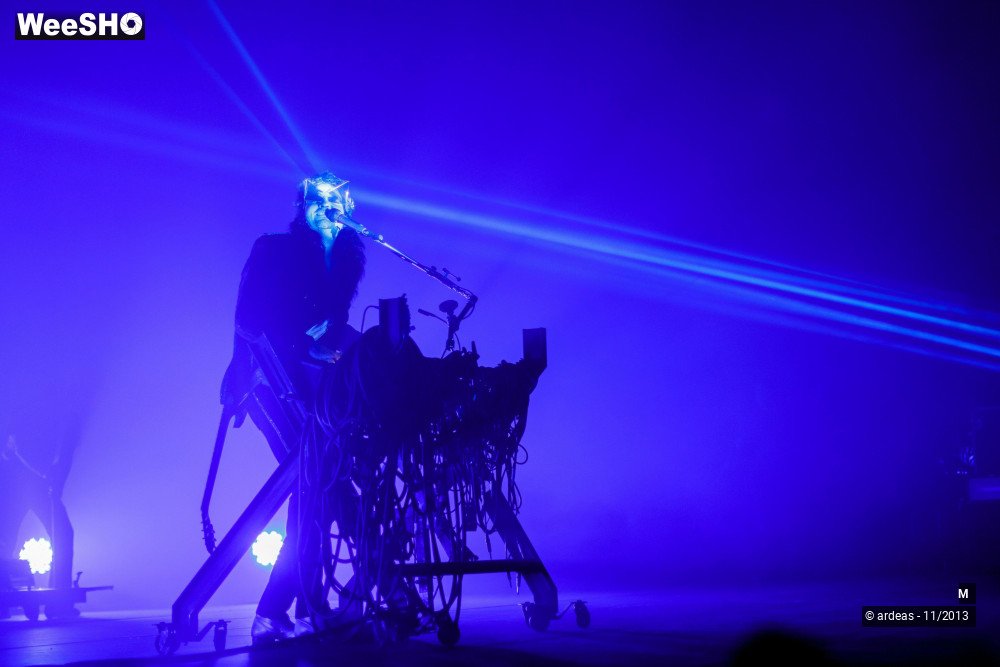 13/50 photos du spectacle M