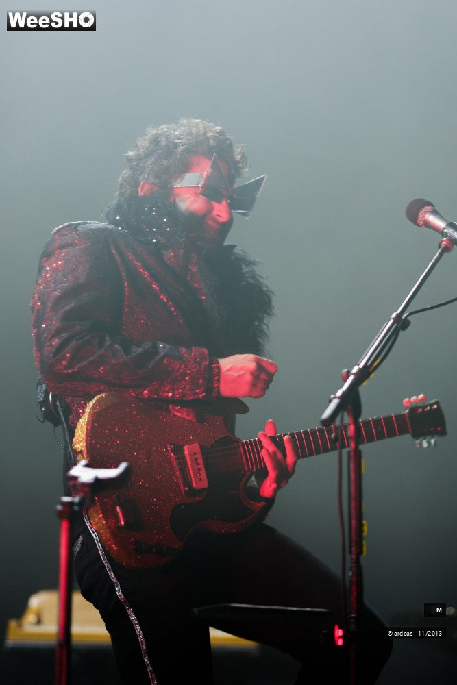 34/50 photos du spectacle M