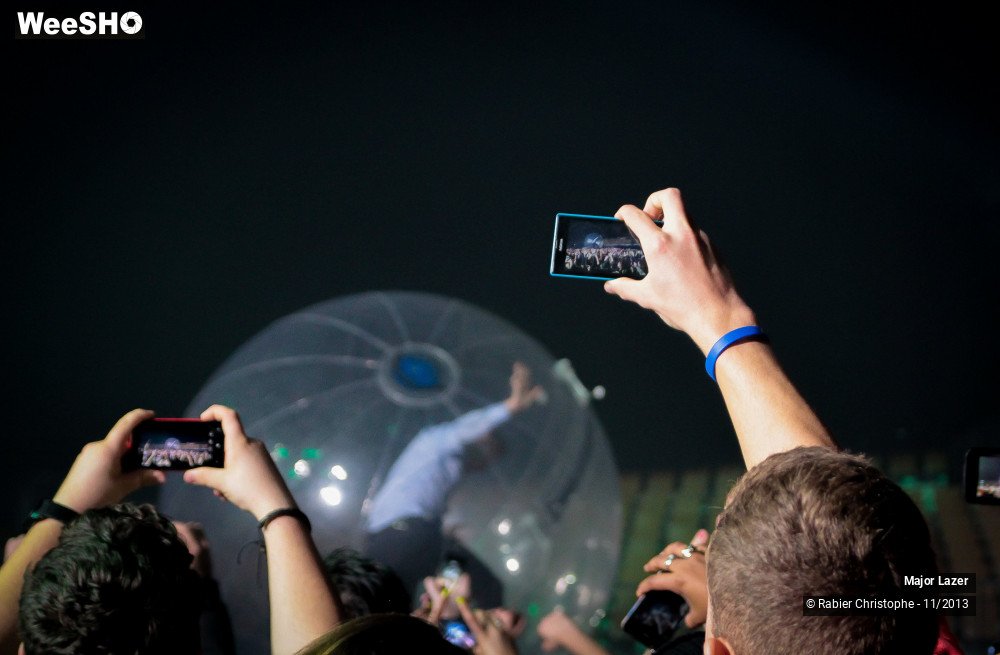 4/45 photos du spectacle Major Lazer