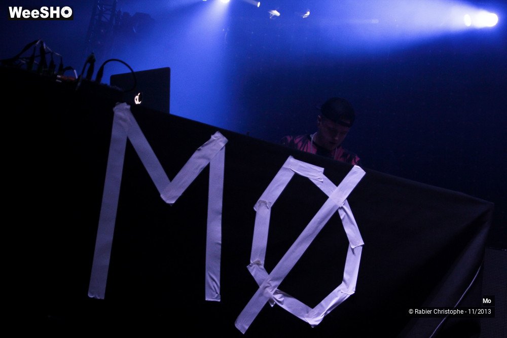 14/32 photos du spectacle Mo