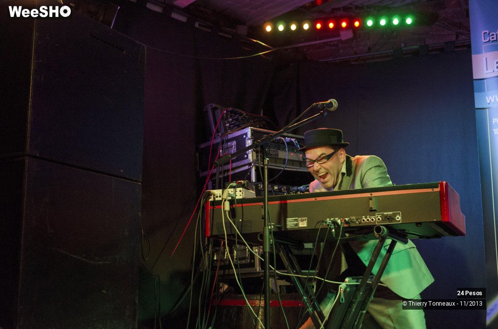 15/50 photos du spectacle 24 Pesos