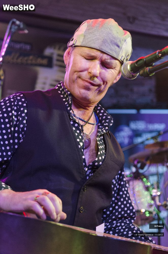 48/50 photos du spectacle 24 Pesos