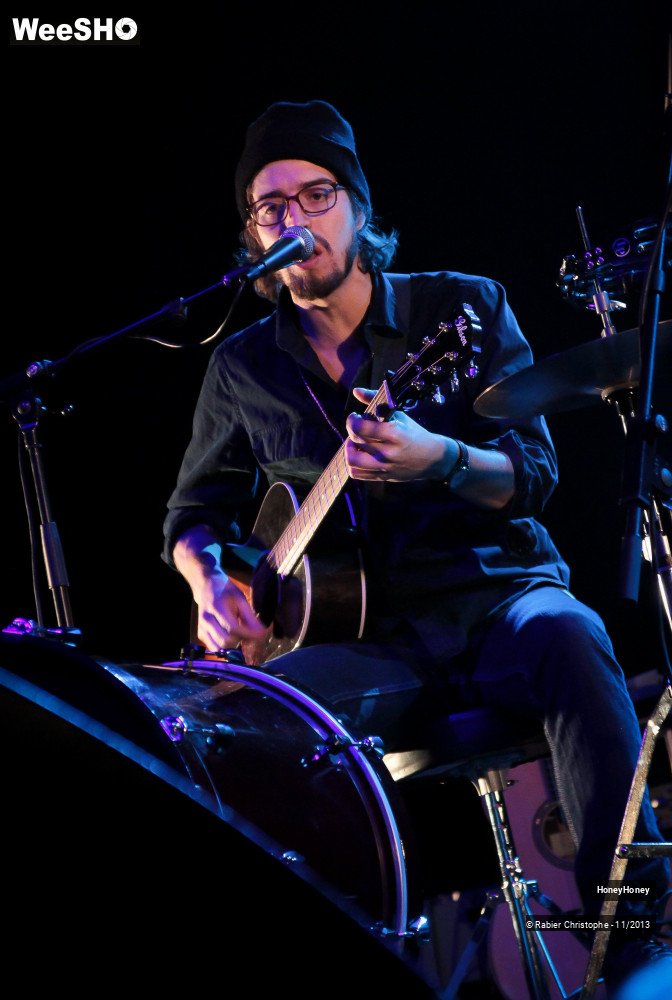 29/35 photos du spectacle HoneyHoney