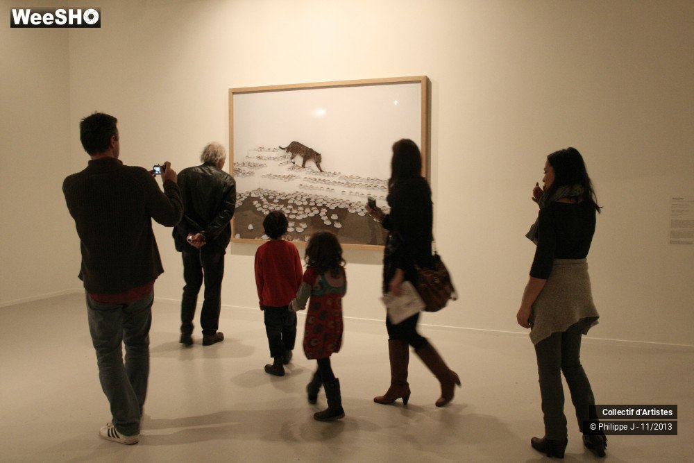 20/39 photos du spectacle Happy Birthday Galerie Perrotin