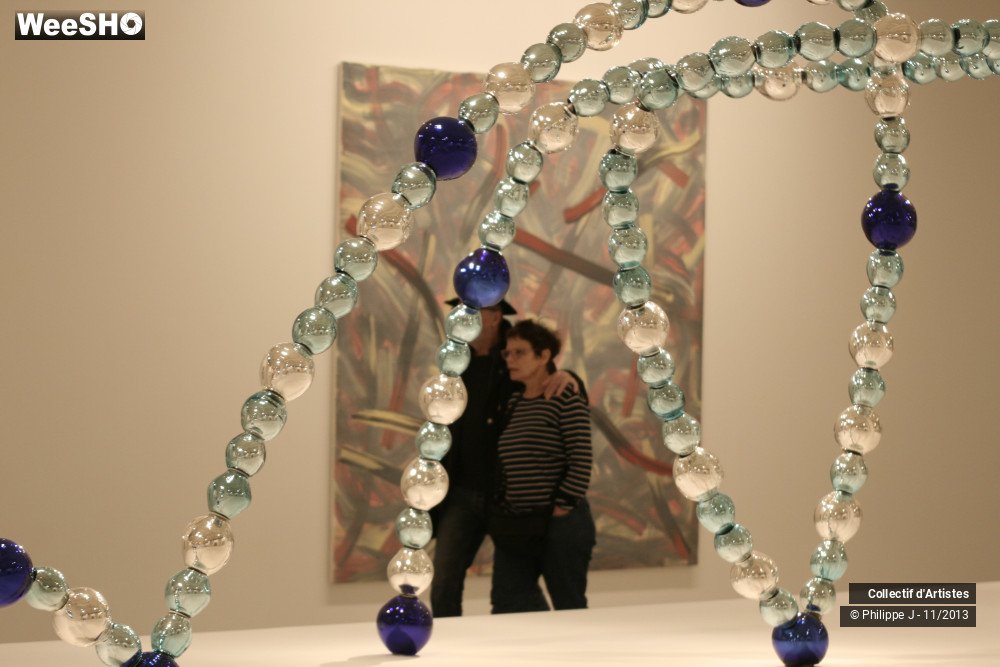 27/39 photos du spectacle Happy Birthday Galerie Perrotin