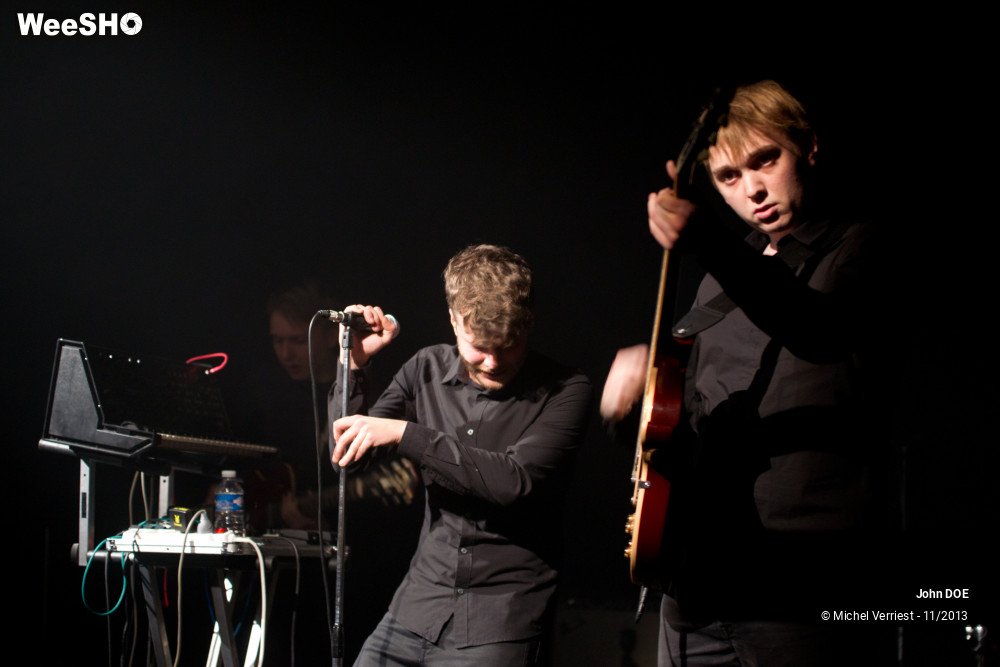 4/40 photos du spectacle John DOE