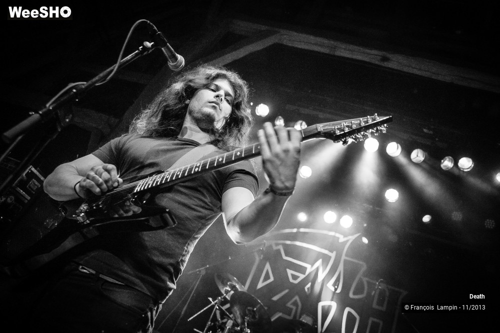 37/44 photos du spectacle Death