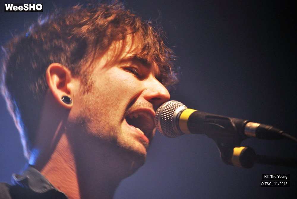 3/46 photos du spectacle Kill the Young