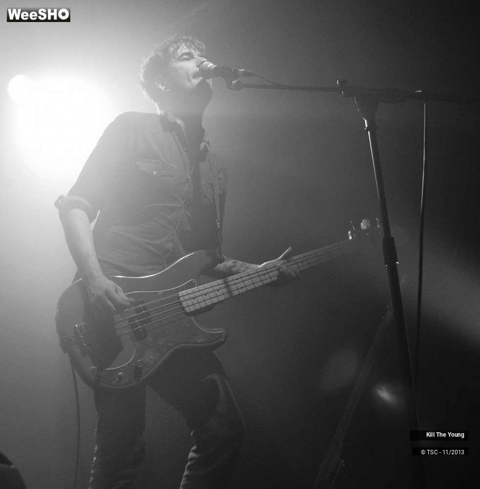 9/46 photos du spectacle Kill the Young