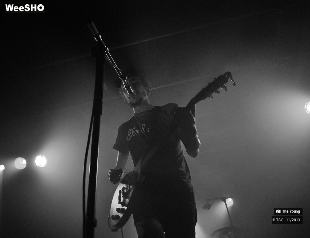 16/46 photos du spectacle Kill the Young