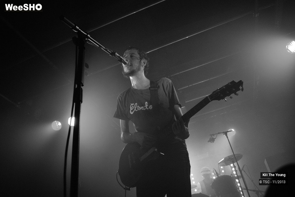 18/46 photos du spectacle Kill the Young