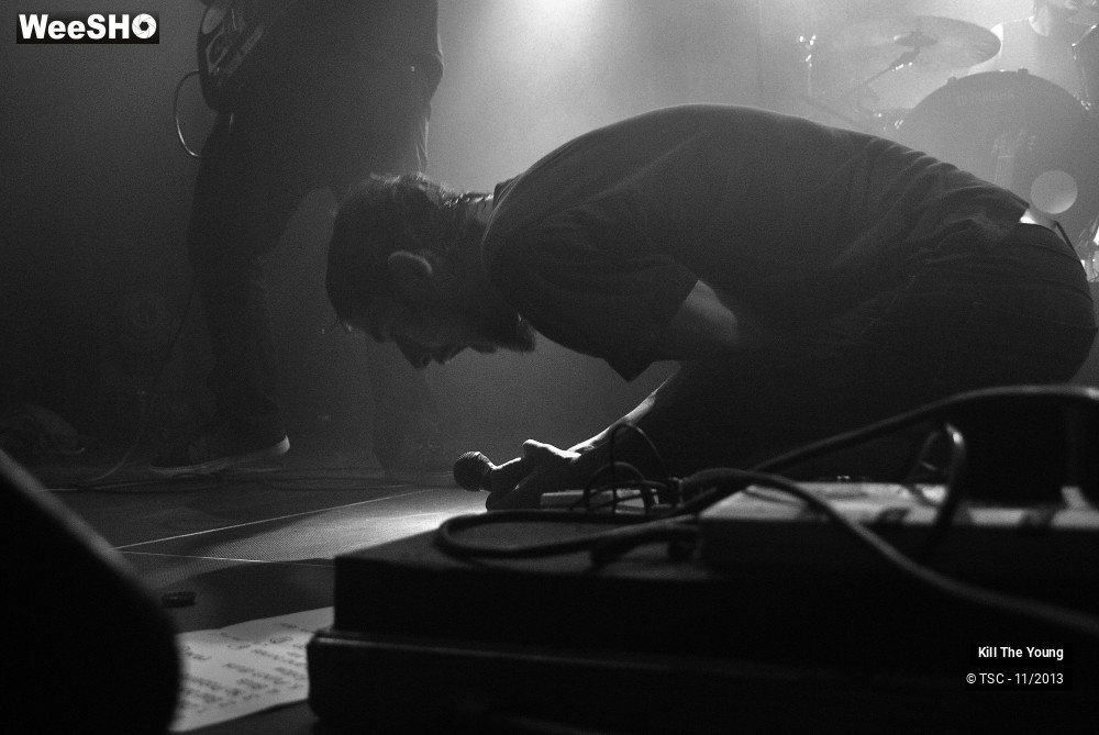 26/46 photos du spectacle Kill the Young
