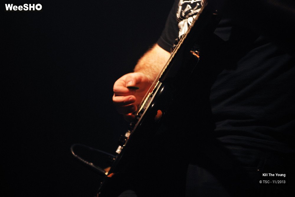 33/46 photos du spectacle Kill the Young