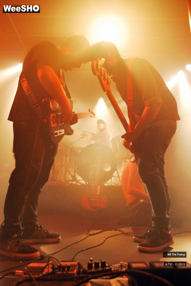 45/46 photos du spectacle Kill the Young