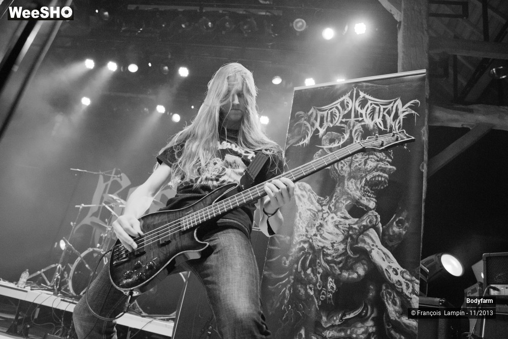 4/32 photos du spectacle Bodyfarm