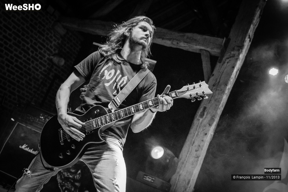 24/32 photos du spectacle Bodyfarm