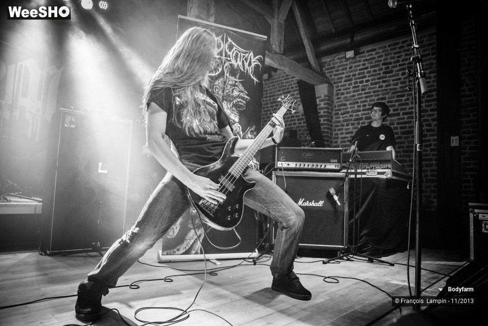 27/32 photos du spectacle Bodyfarm