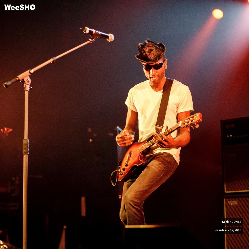 14/50 photos du spectacle Keziah Jones