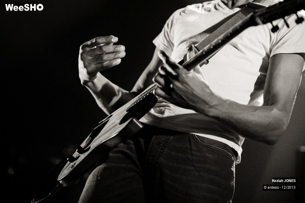 20/50 photos du spectacle Keziah Jones