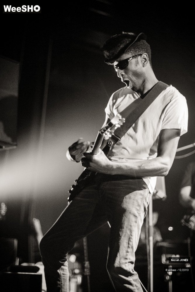 26/50 photos du spectacle Keziah Jones