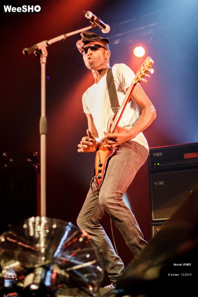 36/50 photos du spectacle Keziah Jones