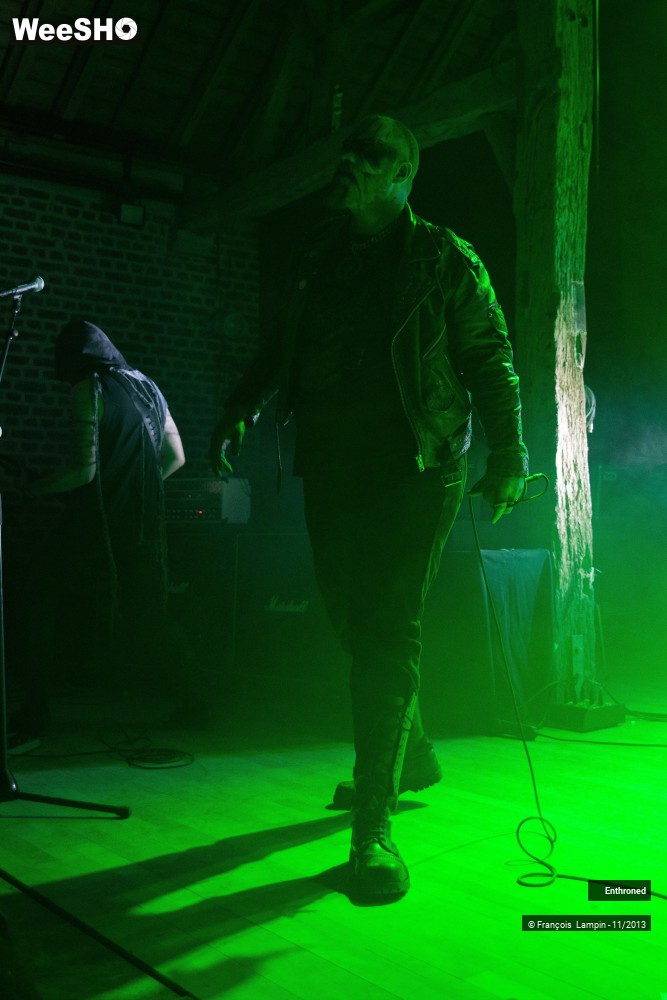 3/23 photos du spectacle Enthroned