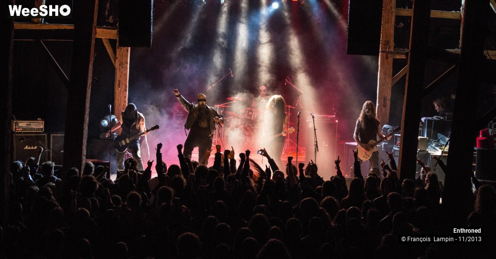 16/23 photos du spectacle Enthroned