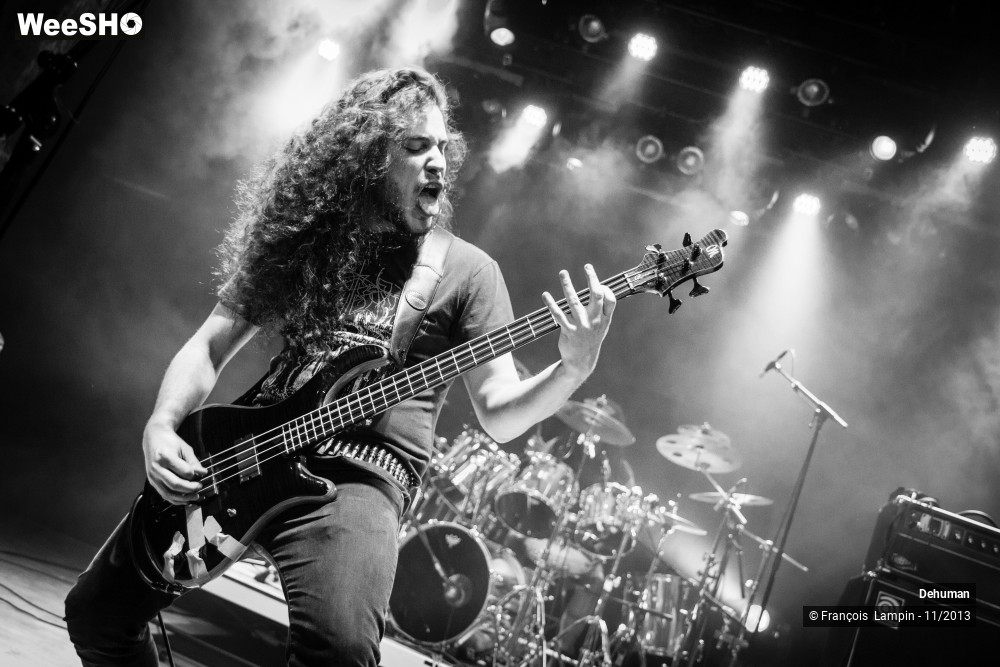 25/32 photos du spectacle Dehuman