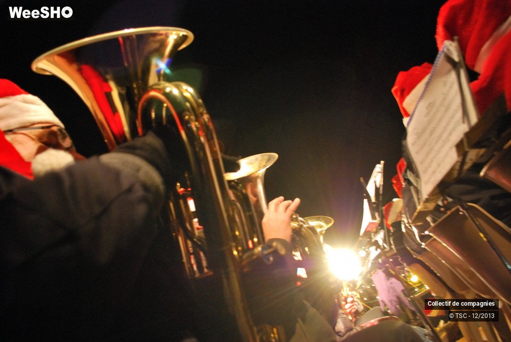 34/36 photos du spectacle Les tubas de Noël