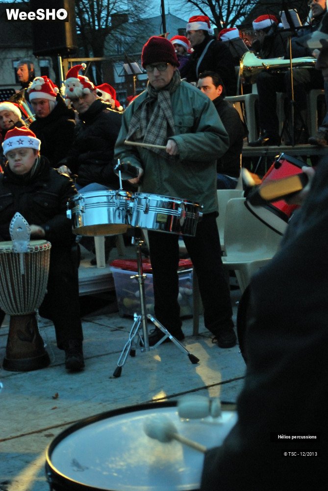 4/5 photos du spectacle Hélios percussions