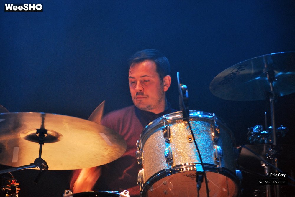 3/18 photos du spectacle Pale Grey 