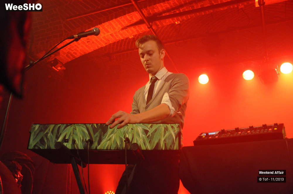 3/41 photos du spectacle Weekend Affair