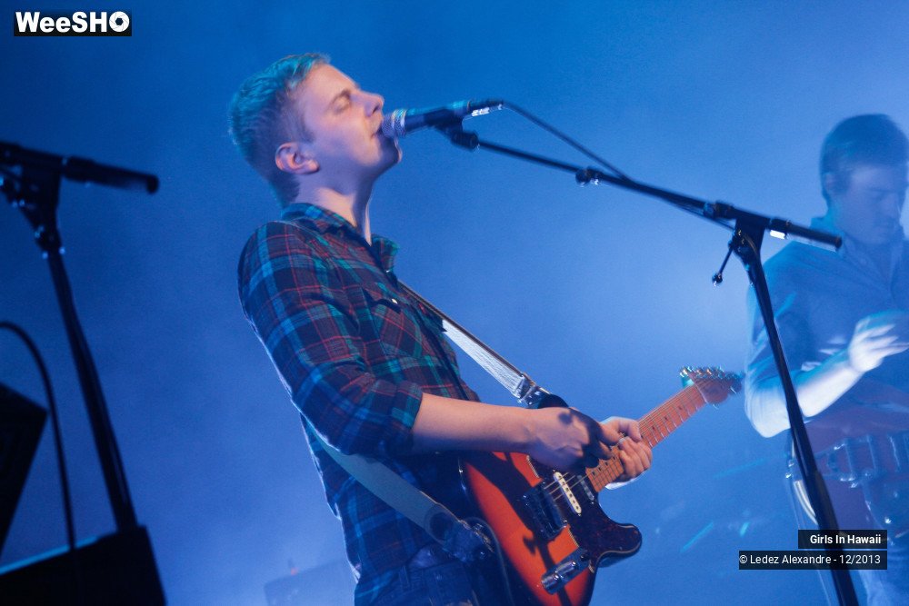 3/7 photos du spectacle Girls in Hawaii