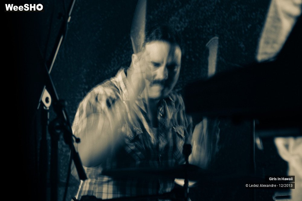 6/7 photos du spectacle Girls in Hawaii