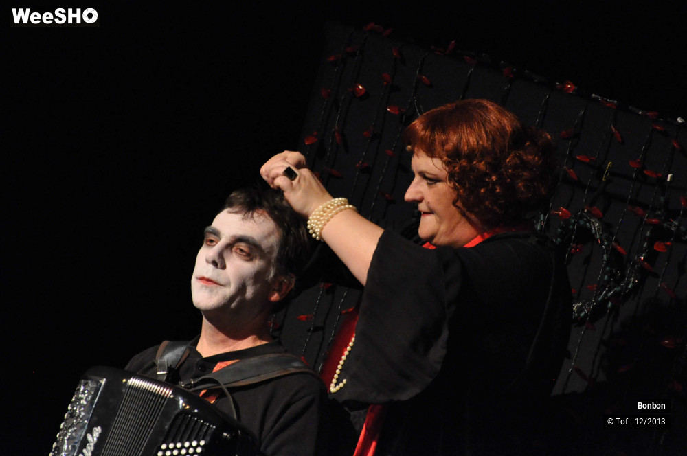 15/47 photos du spectacle Bonbon