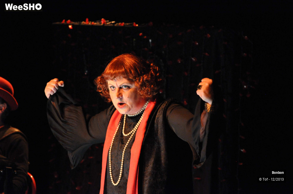 32/47 photos du spectacle Bonbon