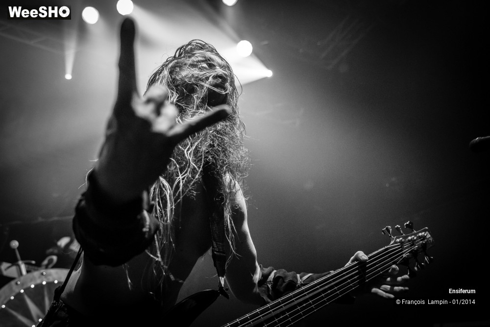 35/37 photos du spectacle Ensiferum